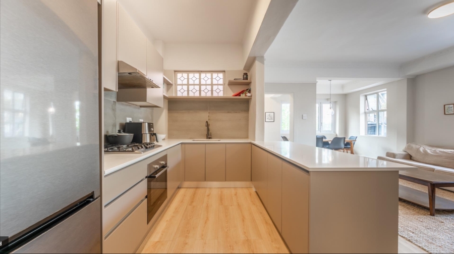 To Let 2 Bedroom Property for Rent in Sea Point Western Cape